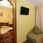 затишний 