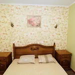 Bed & Breakfast затишний 