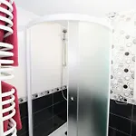 затишний 