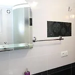 Bed & Breakfast затишний 