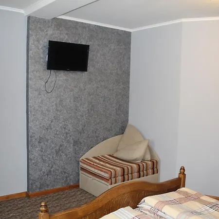 Bed and Breakfast затишний 