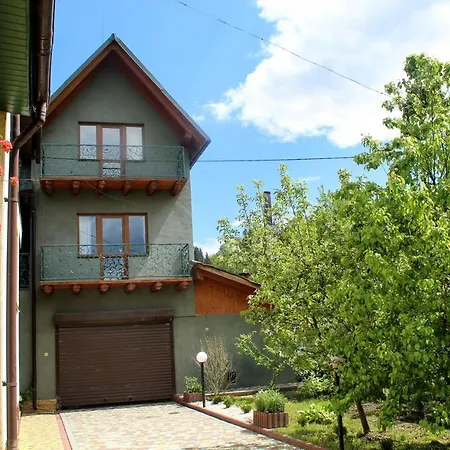 затишний 