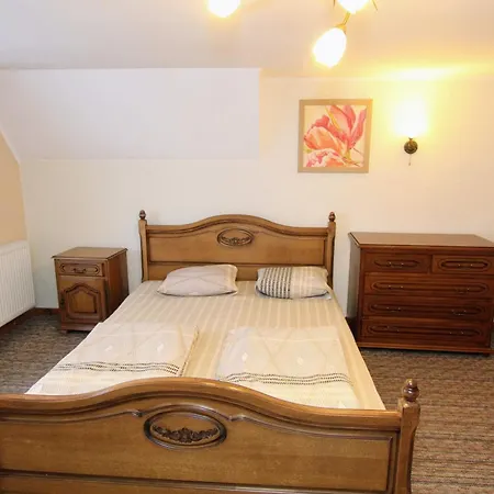 Bed & Breakfast затишний 