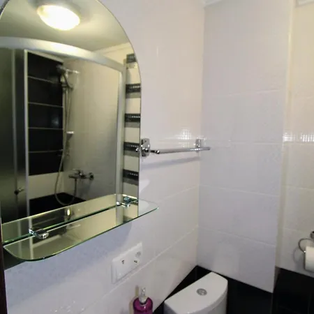 Bed & Breakfast затишний 